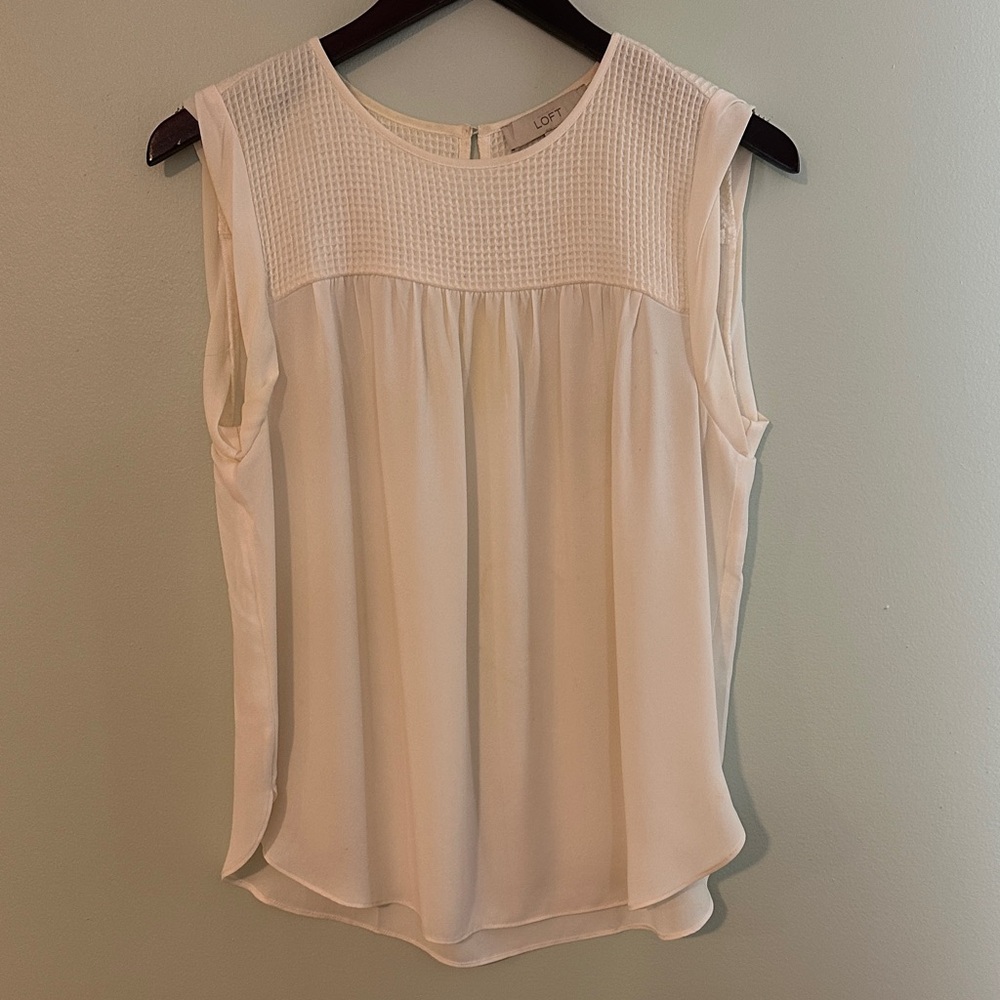 LOFT Cream Sleeveless Textured-Yoke Camisole